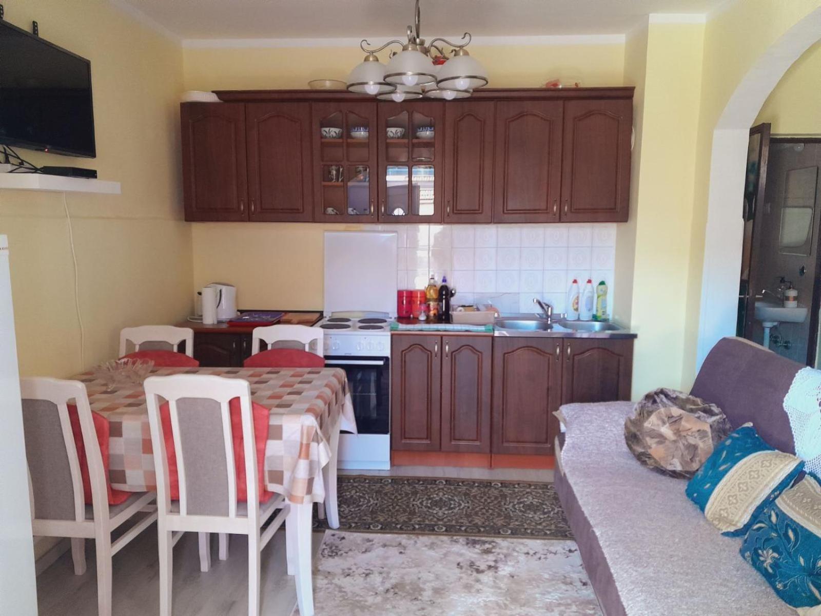 Apartman Radoman 采蒂涅 外观 照片